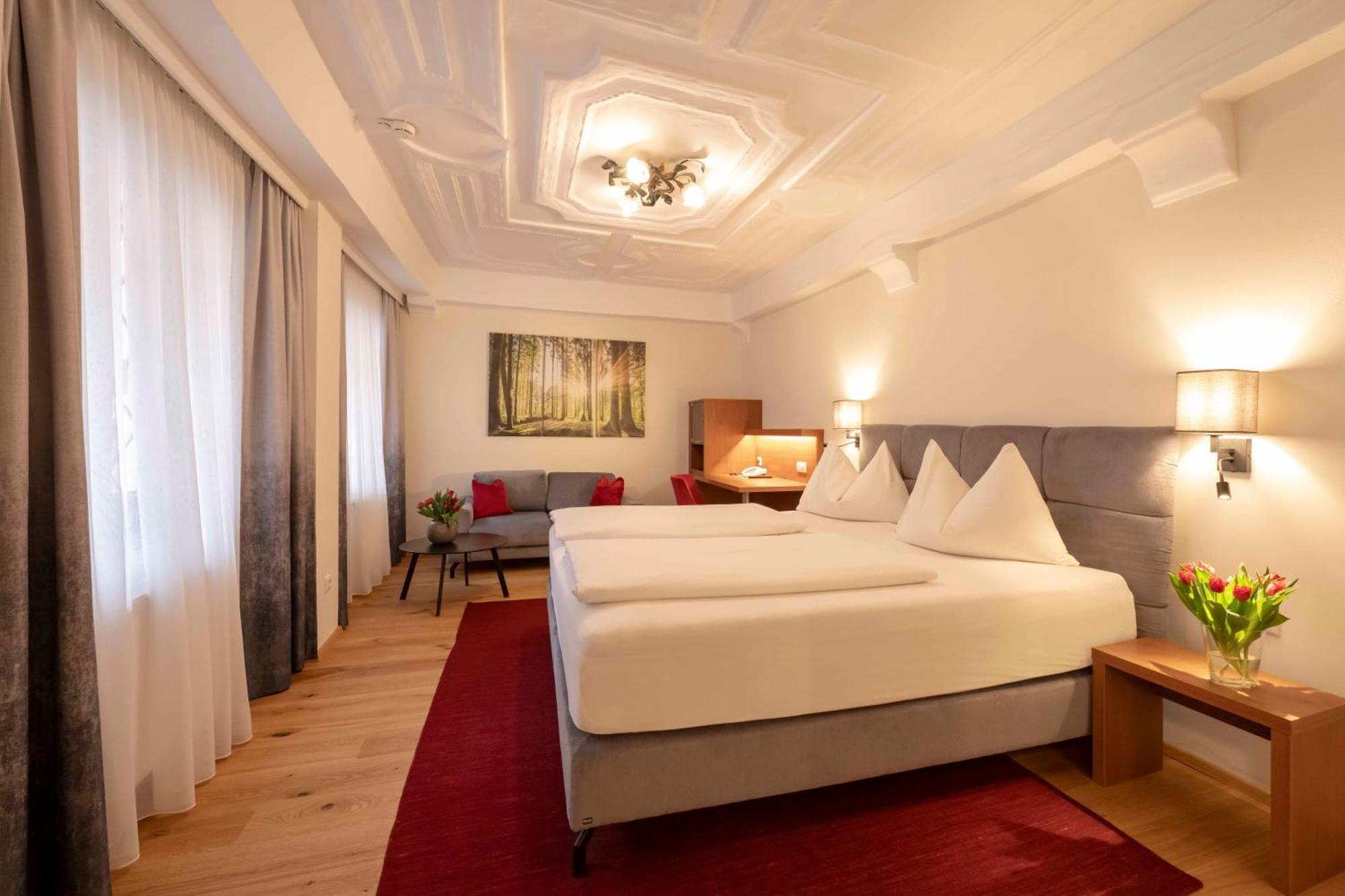 Mader Hotel